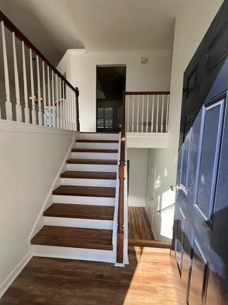 5 bedroom, 3 bathroom single family residence for rent at 3855 Autumn View Circle, Acworth, GA 30101 for $2,200 a month — photo 3
