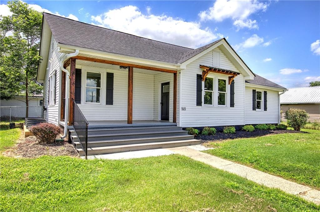 565 Lane Street, Rockmart, GA 30153 — most recent listing photo