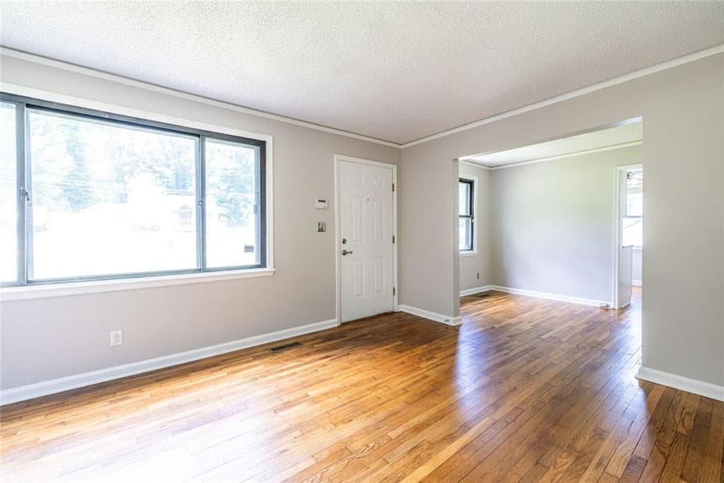 2 bedroom, 1 bathroom, 1,020 sq ft single family residence for sale at 2019 Marco Drive, Decatur, GA 30032 — photo 5