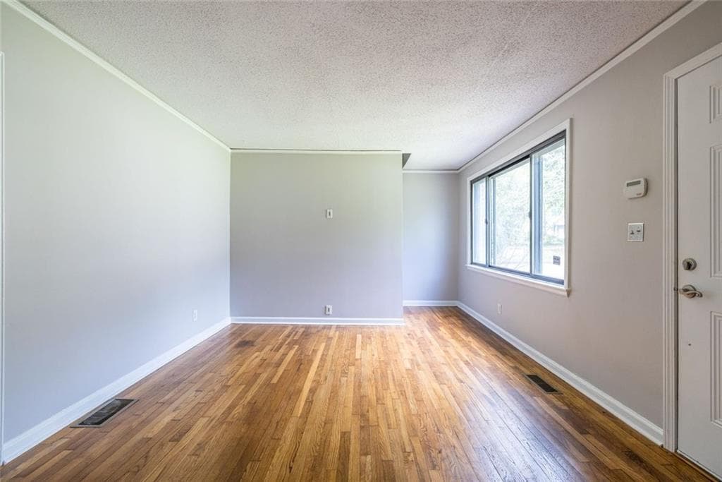 2 bedroom, 1 bathroom, 1,020 sq ft single family residence for sale at 2019 Marco Drive, Decatur, GA 30032 — photo 8