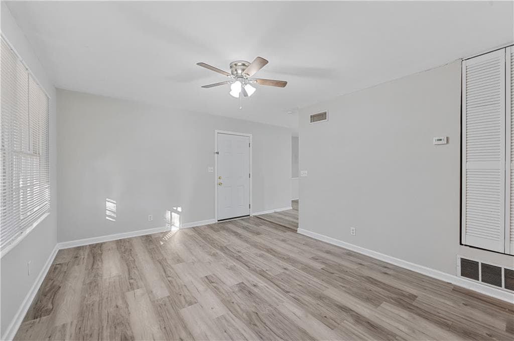 2 bedroom, 2 bathroom, 900 sq ft quadruplex for rent at 2382 Peachwood Circle 84A, Atlanta, GA 30345 for $1,550 a month — photo 4
