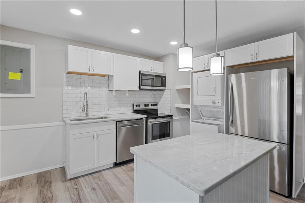 2 bedroom, 2 bathroom, 900 sq ft quadruplex for rent at 2382 Peachwood Circle 84A, Atlanta, GA 30345 for $1,550 a month — photo 7