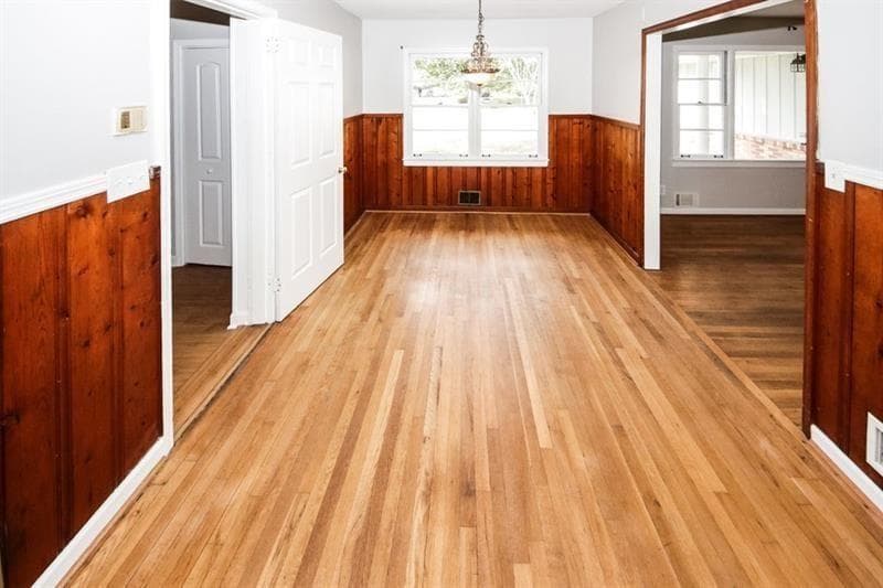 7 bedroom, 5 bathroom, 3,226 sq ft single family residence for rent at 5075 Winters Chapel Road, Atlanta, GA 30360 for $3,950 a month — photo 4