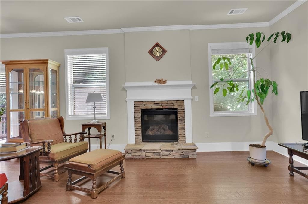 4 bedroom, 4 bathroom, 2,124 sq ft single family residence for sale at 630 Collingsworth Lane, Lawrenceville, GA 30043 — photo 6