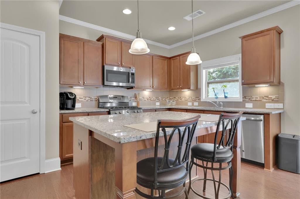 4 bedroom, 4 bathroom, 2,124 sq ft single family residence for sale at 630 Collingsworth Lane, Lawrenceville, GA 30043 — photo 9