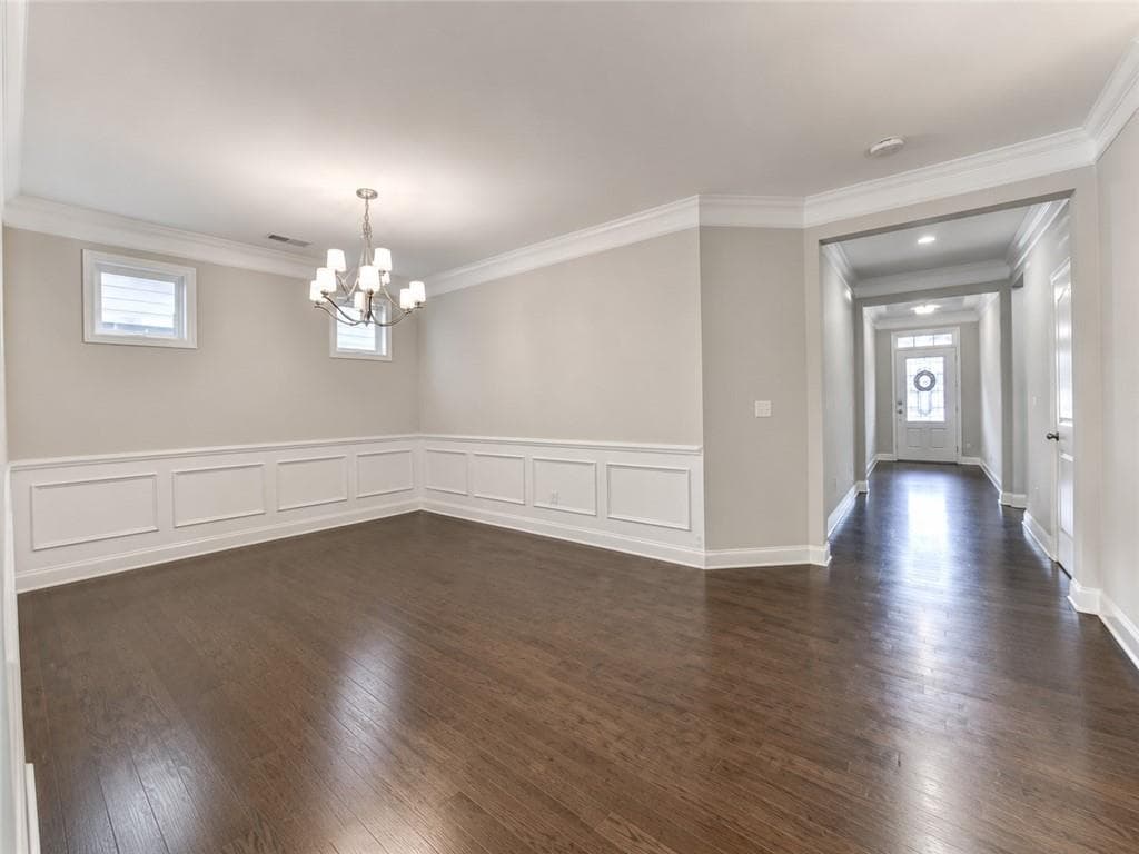 4 bedroom, 3 bathroom, 2,786 sq ft single family residence under contract at 2545 Westlington Circle, Cumming, GA 30040 — photo 7