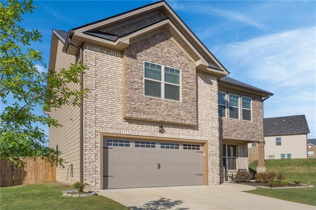 4 bedroom, 3 bathroom, 2,268 sq ft single family residence for sale at 1740 Middle Brook Drive, Conyers, GA 30012 — photo 2