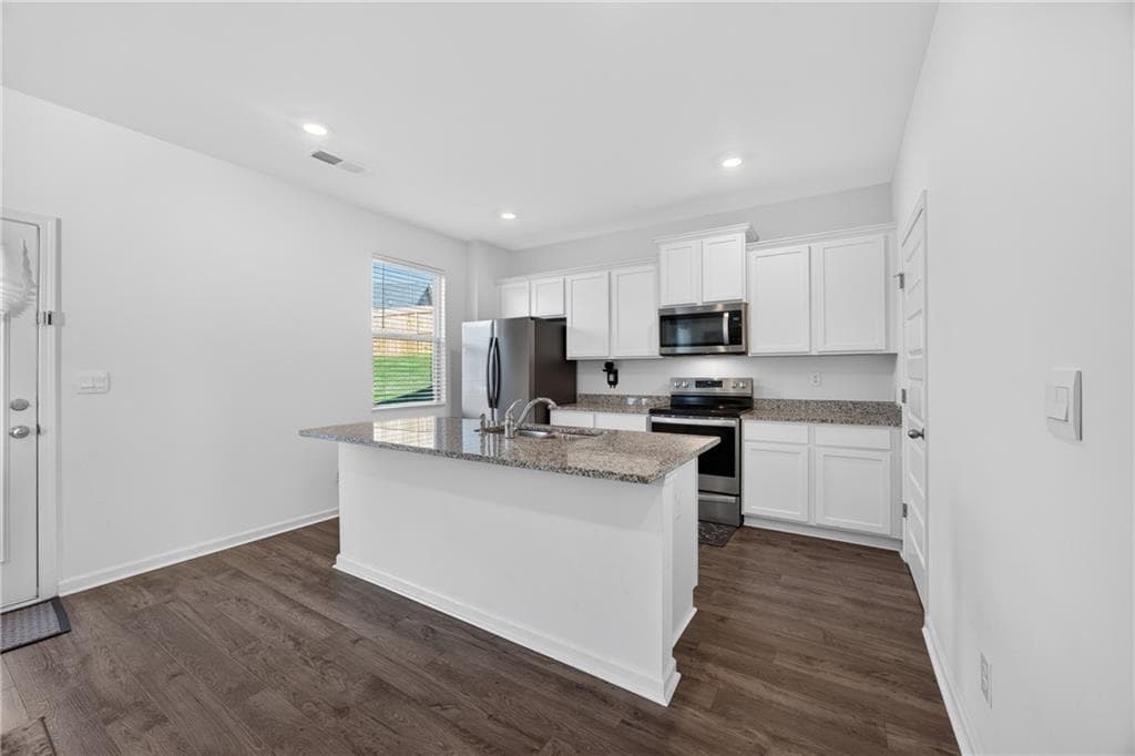 4 bedroom, 3 bathroom, 2,268 sq ft single family residence for sale at 1740 Middle Brook Drive, Conyers, GA 30012 — photo 7