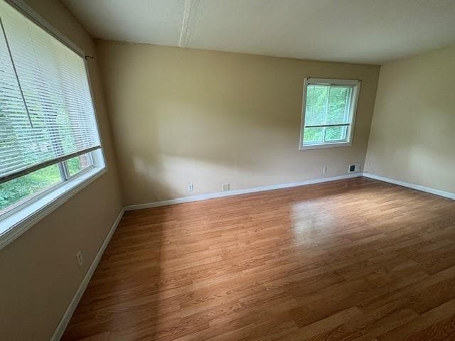 5 bedroom, 3 bathroom, 2,064 sq ft single family residence for rent at 4994 Velva Court, Lilburn, GA 30047 for $2,300 a month — photo 4