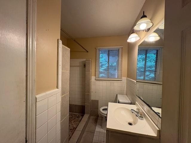 5 bedroom, 3 bathroom, 2,064 sq ft single family residence for rent at 4994 Velva Court, Lilburn, GA 30047 for $2,300 a month — photo 6