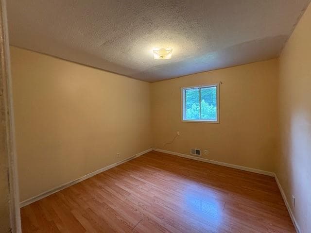 5 bedroom, 3 bathroom, 2,064 sq ft single family residence for rent at 4994 Velva Court, Lilburn, GA 30047 for $2,300 a month — photo 7