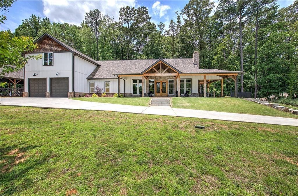 4 bedroom, 4 bathroom, 3,226 sq ft single family residence for sale at 168 Gaddis Road, Cartersville, GA 30120
