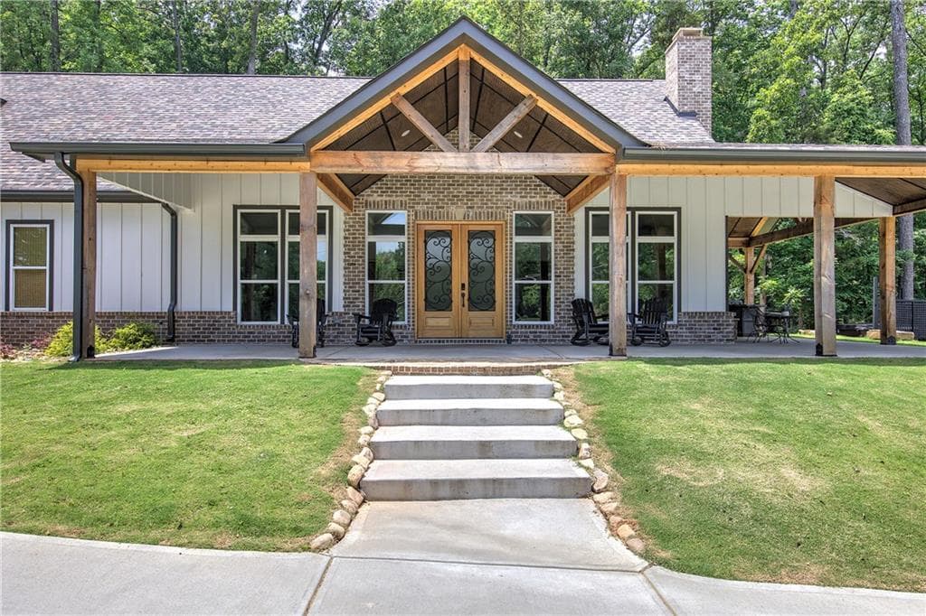 4 bedroom, 4 bathroom, 3,226 sq ft single family residence for sale at 168 Gaddis Road, Cartersville, GA 30120 — photo 2