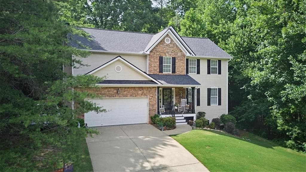 4 bedroom, 4 bathroom, 3,674 sq ft single family residence for sale at 9055 Montclair Hills Drive, Cumming, GA 30028 — photo 3