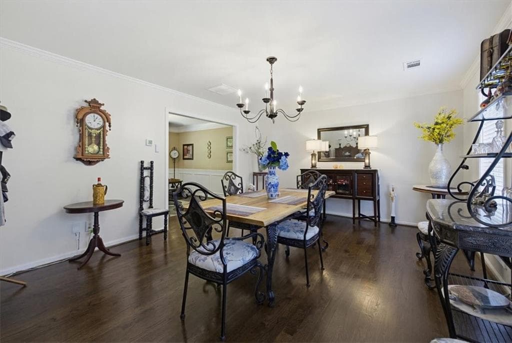 4 bedroom, 4 bathroom, 3,674 sq ft single family residence for sale at 9055 Montclair Hills Drive, Cumming, GA 30028 — photo 9