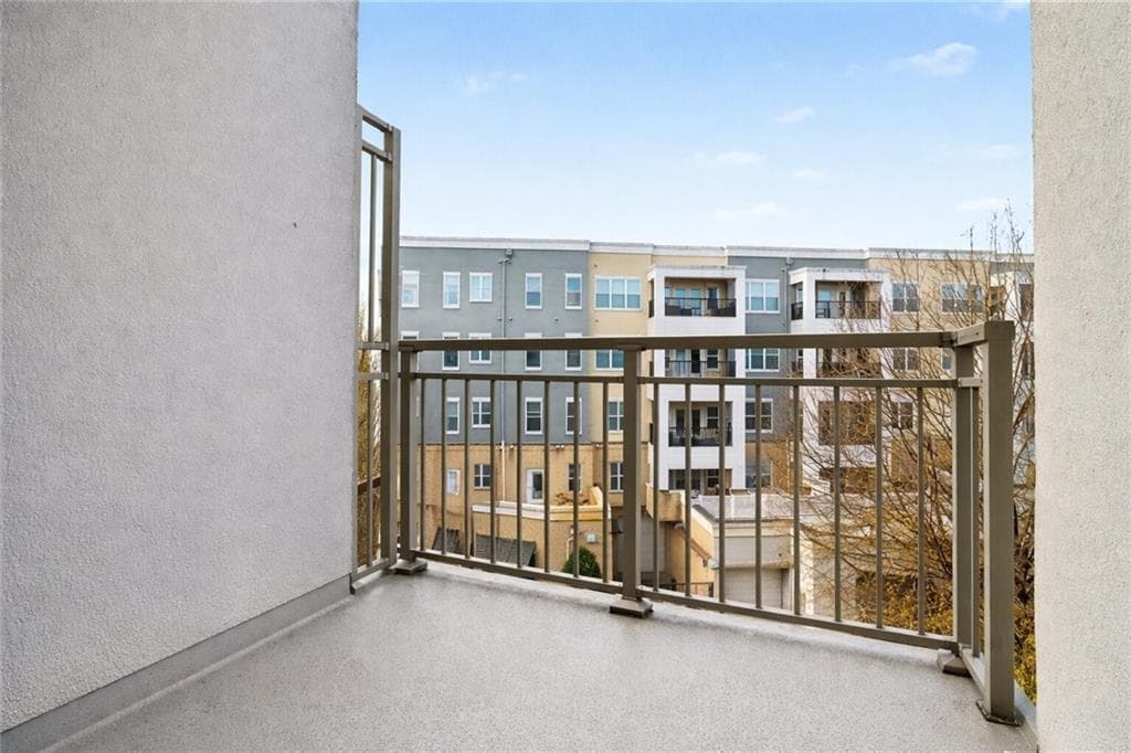 1 bedroom, 1 bathroom, 700 sq ft condominium for sale at 245 N Highland Avenue 408, Atlanta, GA 30307 — photo 10