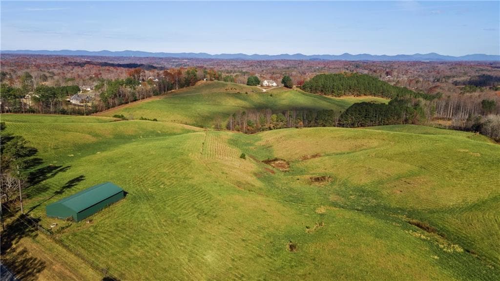 4 bedroom, 5 bathroom single family residence for sale at 5414 Price Road, Gainesville, GA 30506 — photo 3
