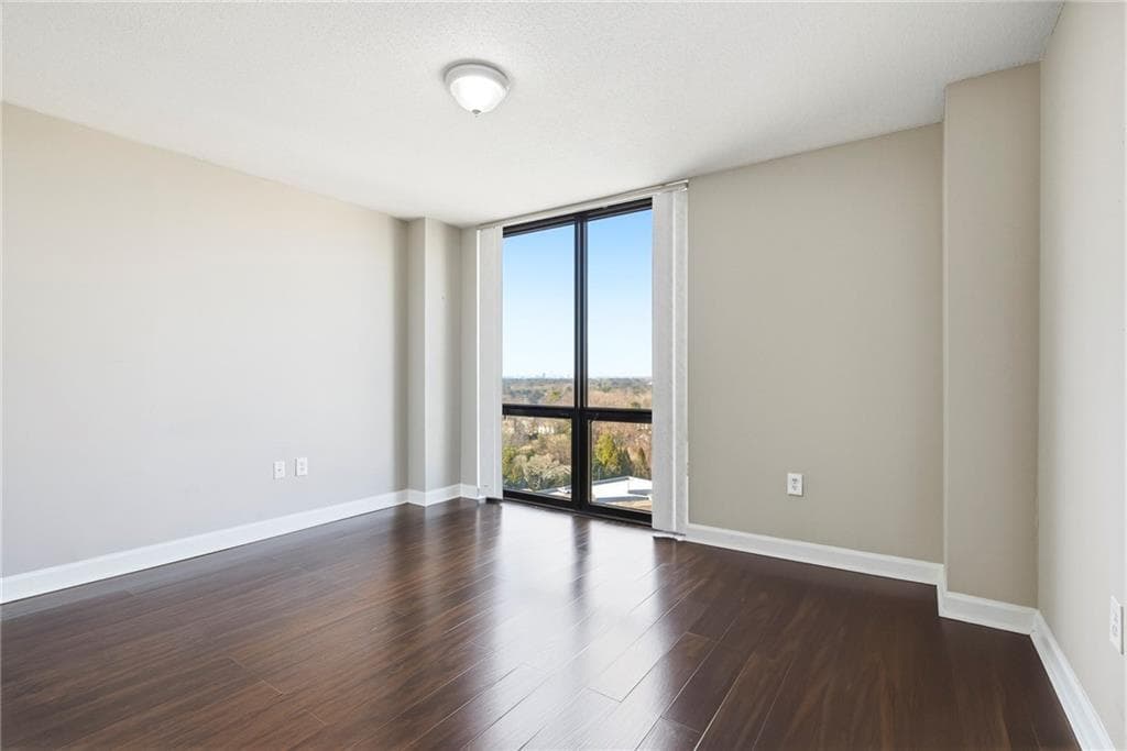 2 bedroom, 2 bathroom, 1,260 sq ft condominium for rent at 2870 Pharr Court South NW 2001, Atlanta, GA 30305 for $2,100 a month — photo 10