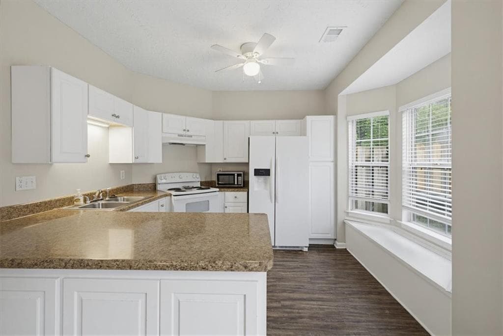 3 bedroom, 3 bathroom, 1,534 sq ft townhouse for sale at 26 Hampton Drive, Cartersville, GA 30121 — photo 10