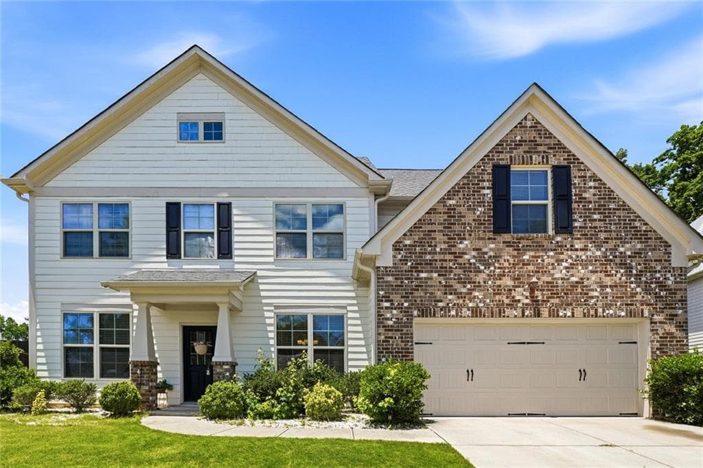 5 bedroom, 3 bathroom, 2,946 sq ft single family residence for sale at 7048 Roselake Circle, Douglasville, GA 30134