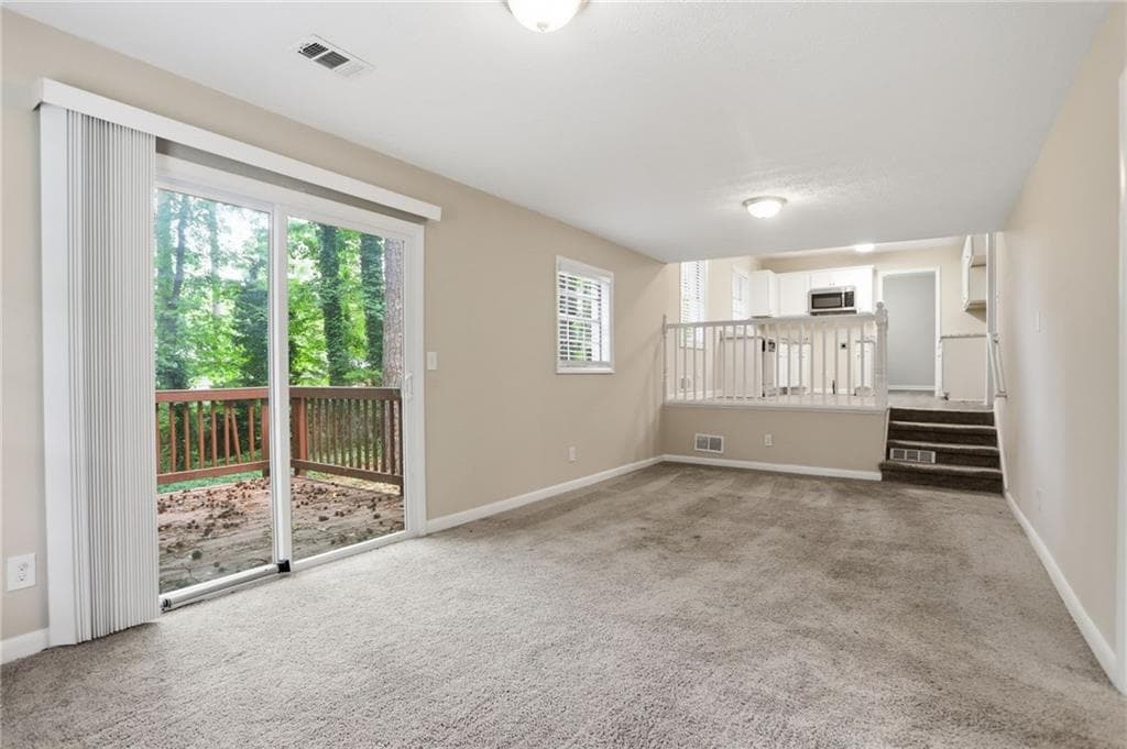 4 bedroom, 3 bathroom, 1,974 sq ft single family residence under contract at 2296 Aurie Drive, Decatur, GA 30034 — photo 10