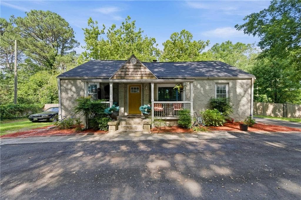 2 bedroom, 2 bathroom, 1,293 sq ft single family residence for sale at 2325 Phillips Road, Lithonia, GA 30058 — photo 1 of 12