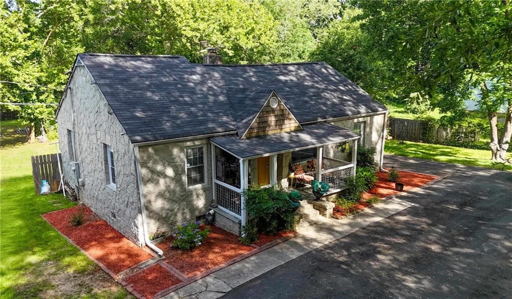 2 bedroom, 2 bathroom, 1,293 sq ft single family residence for sale at 2325 Phillips Road, Lithonia, GA 30058 — photo 7