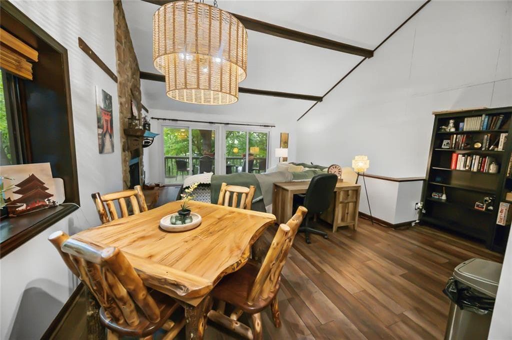 2 bedroom, 3 bathroom, 1,152 sq ft townhouse for sale at 200 Villa Road 128, Jasper, GA 30143 — photo 7