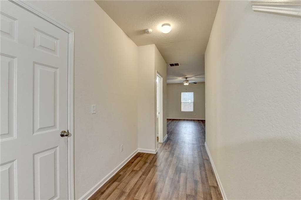 4 bedroom, 3 bathroom, 1,989 sq ft single family residence for rent at 811 Independence Avenue, Pendergrass, GA 30567 for $1,850 a month — photo 7