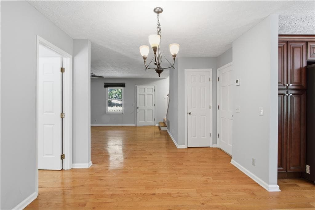 4 bedroom, 3 bathroom, 1,910 sq ft single family residence for sale at 104 West Lane, Calhoun, GA 30701 — photo 9