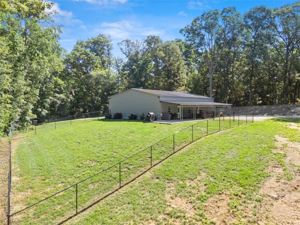 1 bedroom, 2 bathroom, 2,400 sq ft single family residence for sale at 1366 Wheeler Cemetery Road, Maysville, GA 30558 — photo 6