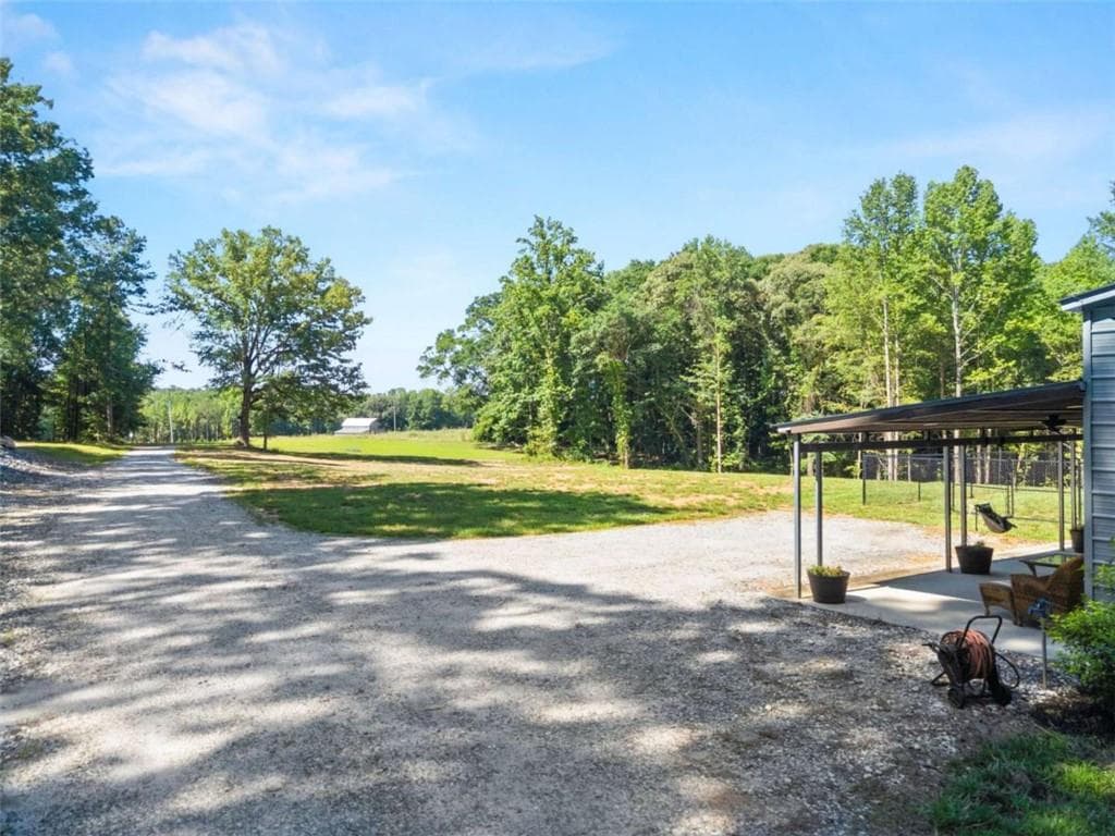 1 bedroom, 2 bathroom, 2,400 sq ft single family residence for sale at 1366 Wheeler Cemetery Road, Maysville, GA 30558 — photo 8