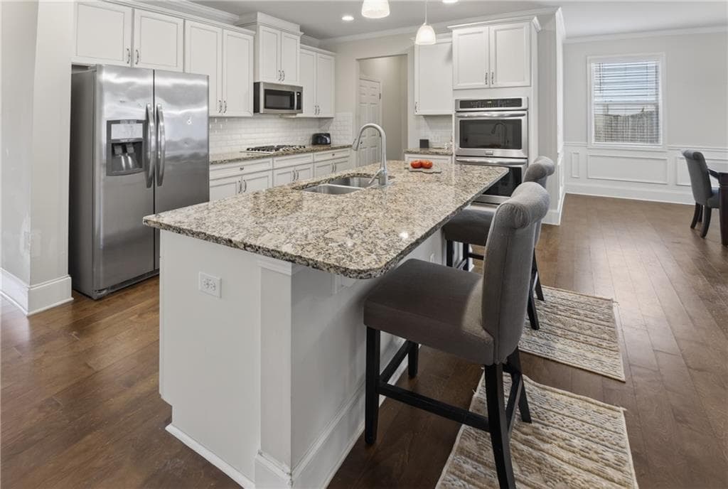 4 bedroom, 3 bathroom, 2,480 sq ft single family residence for sale at 236 Orchard Trail, Canton, GA 30115 — photo 7