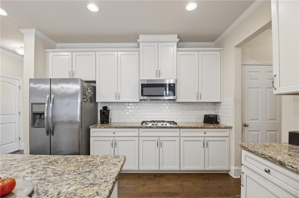4 bedroom, 3 bathroom, 2,480 sq ft single family residence for sale at 236 Orchard Trail, Canton, GA 30115 — photo 8