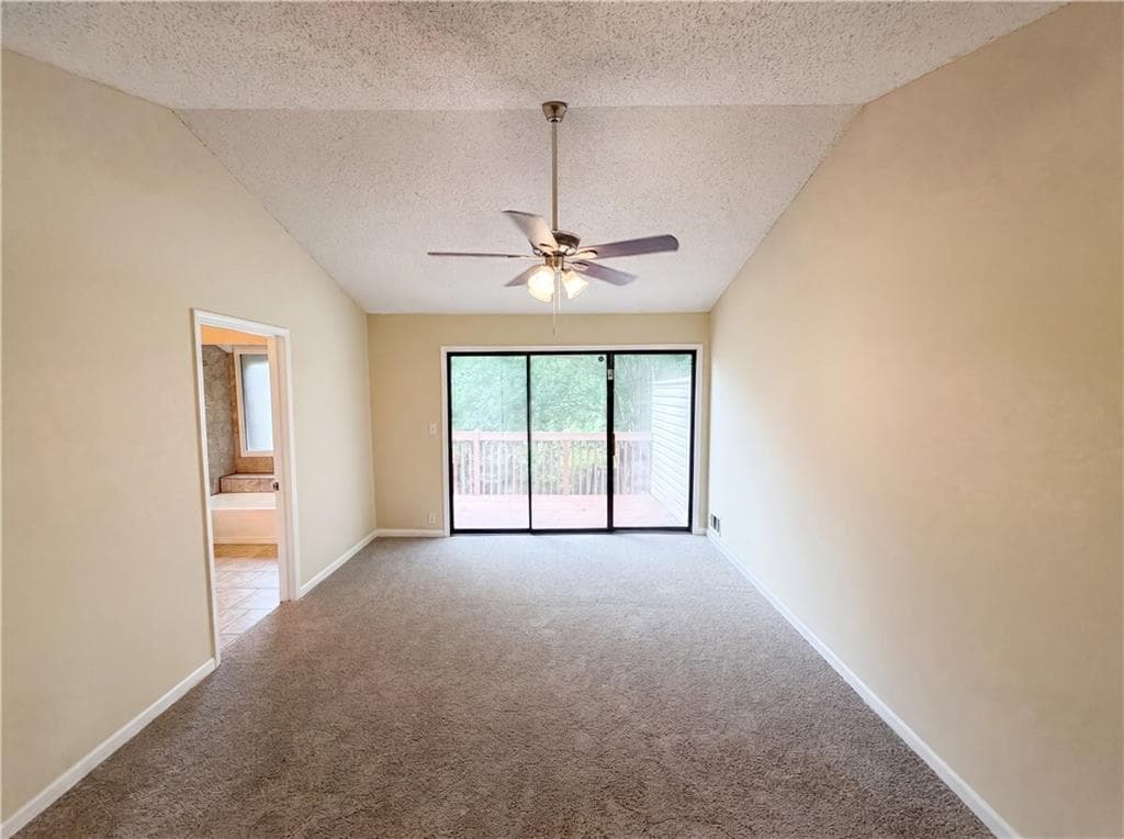 2 bedroom, 3 bathroom, 1,364 sq ft townhouse for sale at 3271 Tennington Place, Lawrenceville, GA 30044 — photo 4