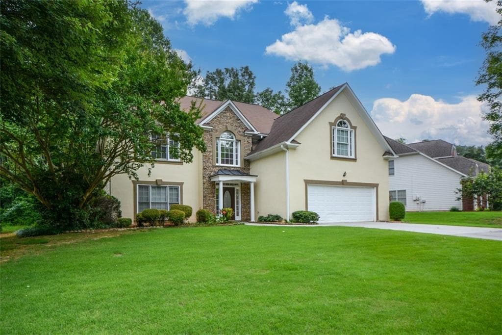 4 bedroom, 3 bathroom, 2,834 sq ft single family residence for sale at 4736 Cedar Wood Drive, Lilburn, GA 30047 — photo 3