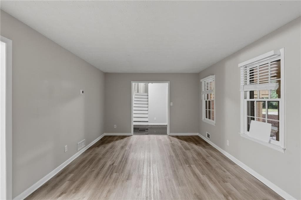 4 bedroom, 3 bathroom, 2,190 sq ft single family residence for sale at 2115 Pine Knoll Circle, Conyers, GA 30013 — photo 7