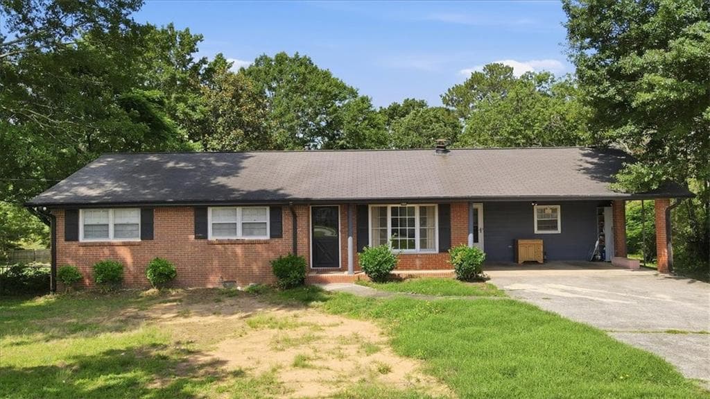 3 bedroom, 3 bathroom, 1,501 sq ft single family residence for sale at 870 American Legion Road, Conyers, GA 30012
