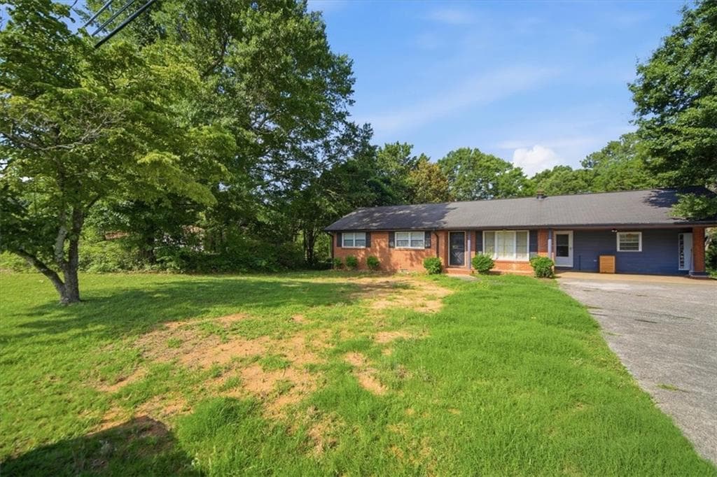 3 bedroom, 3 bathroom, 1,501 sq ft single family residence for sale at 870 American Legion Road, Conyers, GA 30012 — photo 5