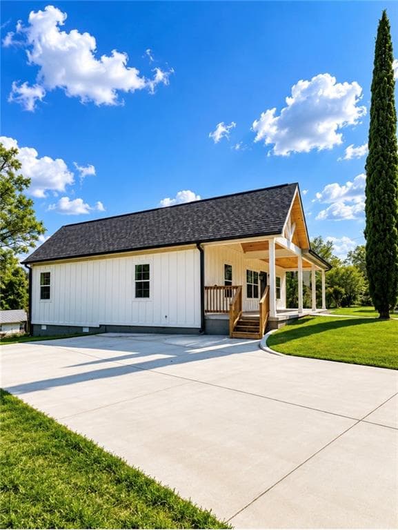 3 bedroom, 2 bathroom, 1,440 sq ft single family residence under contract at 130 E Railroad Avenue, Alto, GA 30510 — photo 3