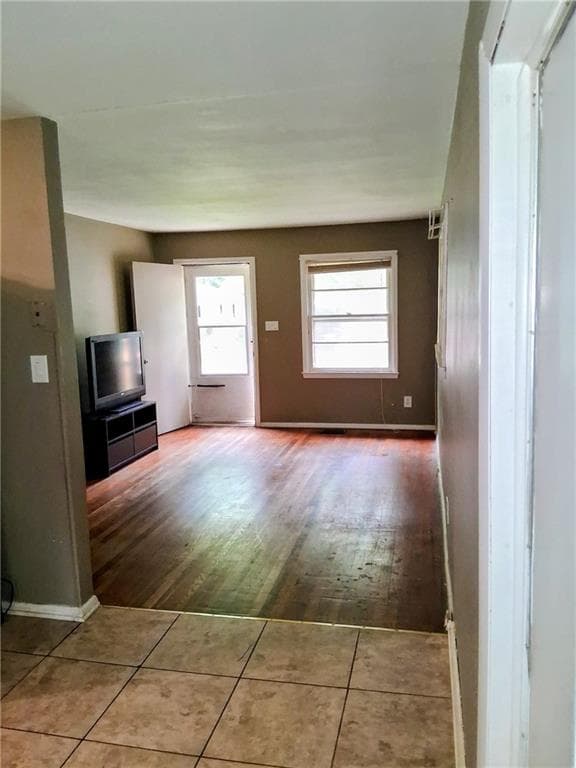 3 bedroom, 1 bathroom, 910 sq ft single family residence under contract at 633 Currie Drive, Forest Park, GA 30297 — photo 8
