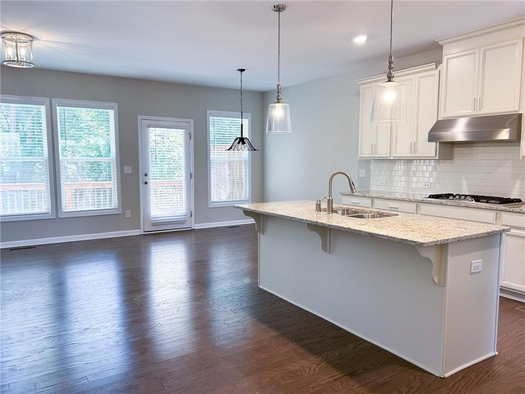 3 bedroom, 4 bathroom, 2,160 sq ft townhouse for sale at 2454 Georgetown Avenue, Atlanta, GA 30345 — photo 10