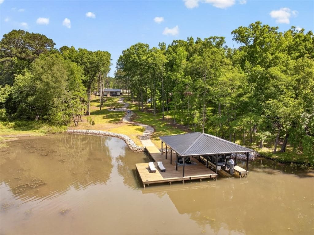 3 bedroom, 2 bathroom, 1,464 sq ft single family residence for sale at 554 S Steel Bridge Road, Eatonton, GA 31024 — photo 3