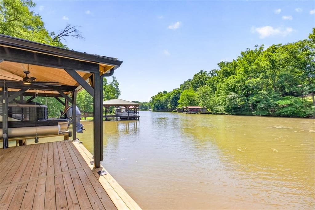 3 bedroom, 2 bathroom, 1,464 sq ft single family residence for sale at 554 S Steel Bridge Road, Eatonton, GA 31024 — photo 4