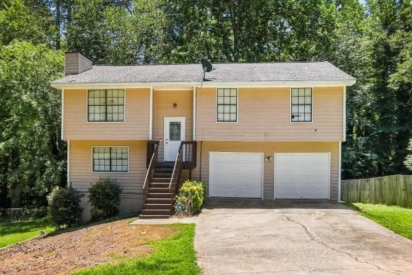 4 bedroom, 2 bathroom, 1,500 sq ft single family residence for sale at 1197 Ridgeside Drive, Acworth, GA 30102