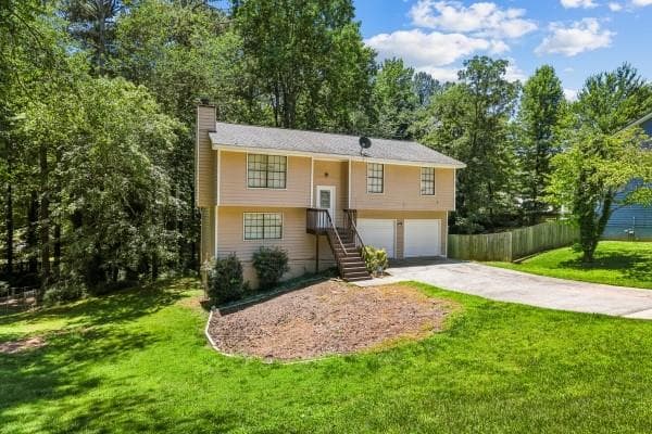 4 bedroom, 2 bathroom, 1,500 sq ft single family residence for sale at 1197 Ridgeside Drive, Acworth, GA 30102 — photo 2