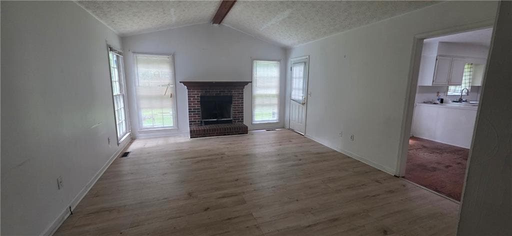 3 bedroom, 2 bathroom, 1,509 sq ft single family residence for sale at 318 Brookstone Drive, LaGrange, GA 30241 — photo 2