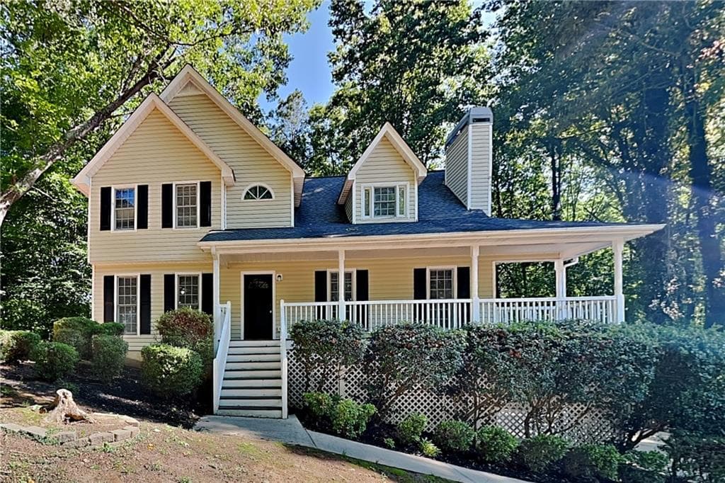 4 bedroom, 3 bathroom, 1,969 sq ft single family residence for rent at 339 Abbington Lane, Douglasville, GA 30134 for $2,090 a month — photo 1 of 21