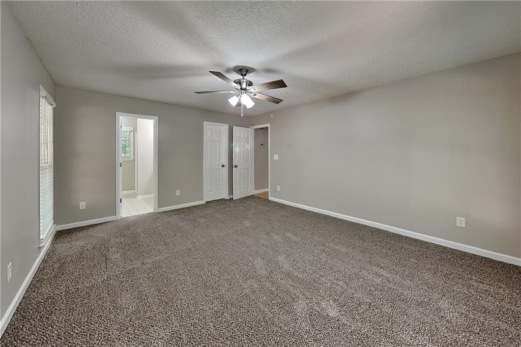 4 bedroom, 3 bathroom, 1,969 sq ft single family residence for rent at 339 Abbington Lane, Douglasville, GA 30134 for $2,090 a month — photo 6