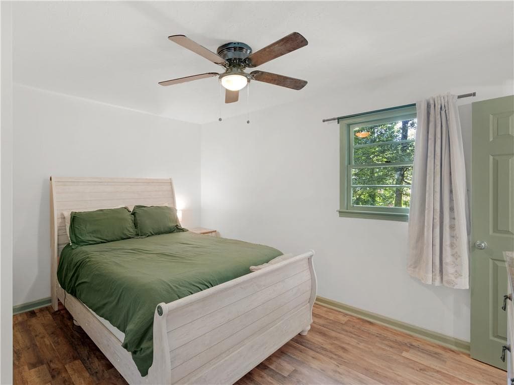3 bedroom, 2 bathroom, 1,075 sq ft single family residence for sale at 3790 Sweetbriar Circle, Lithia Springs, GA 30122 — photo 8